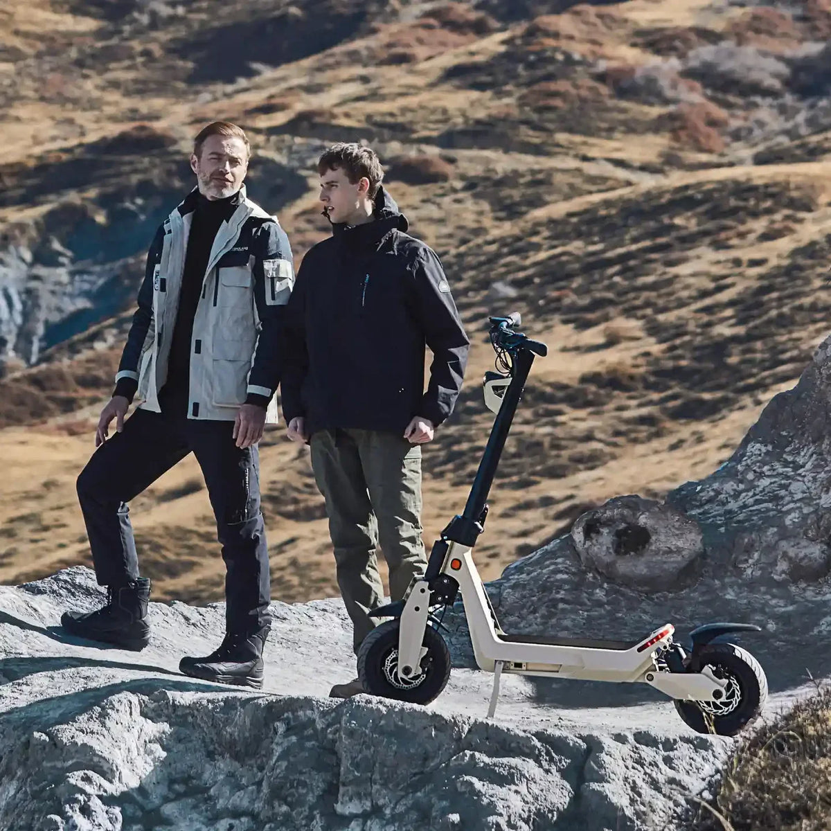 OKAI Panther ES800 Electric Scooter – Dual Motor, High-Speed Performance, 11" Off-Road Tires, Long Range