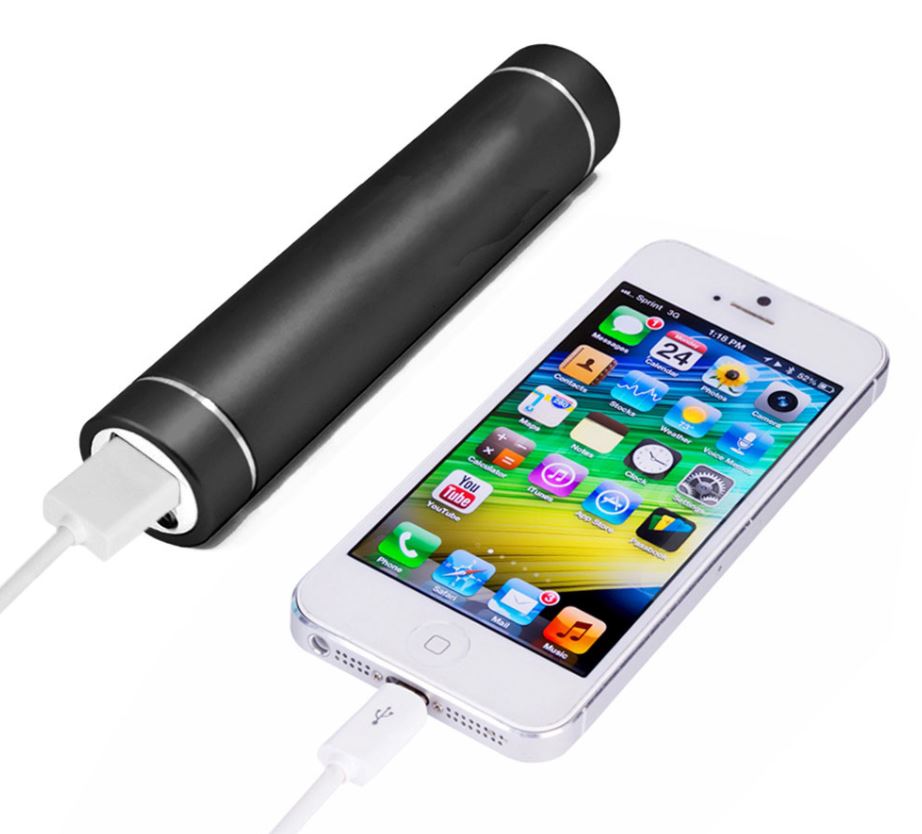 Power Bank 3000 mAh (Cylindrical Lipsticks Style Metallic Finish)