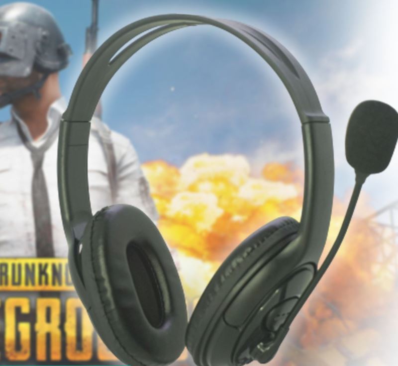 Gaming Headphones w/ Microphone (X4)